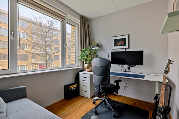 Medium property photo - Jacob van Arteveldestraat 4C, 1061 CK Amsterdam